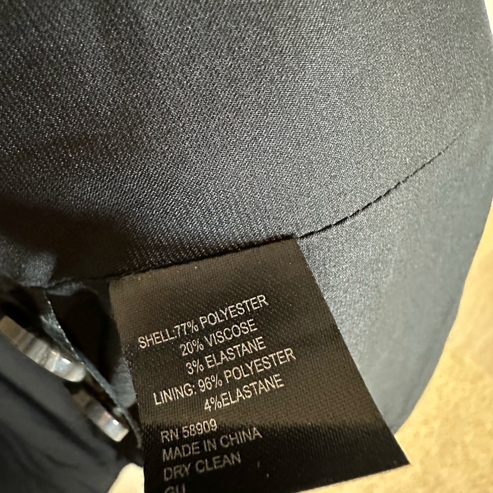 Antonio Melani size 10 luxury collection Single breasted Black Coat New w/tag - Picture 4 of 7